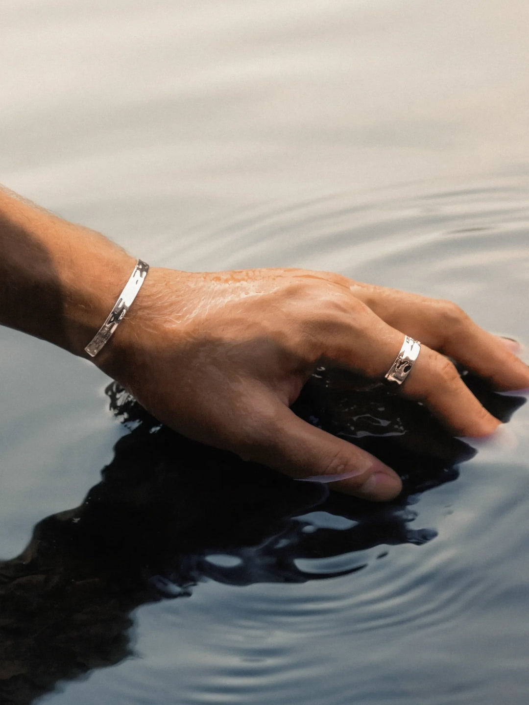 EXCLUSIVE UNISIZE SILVER SET
