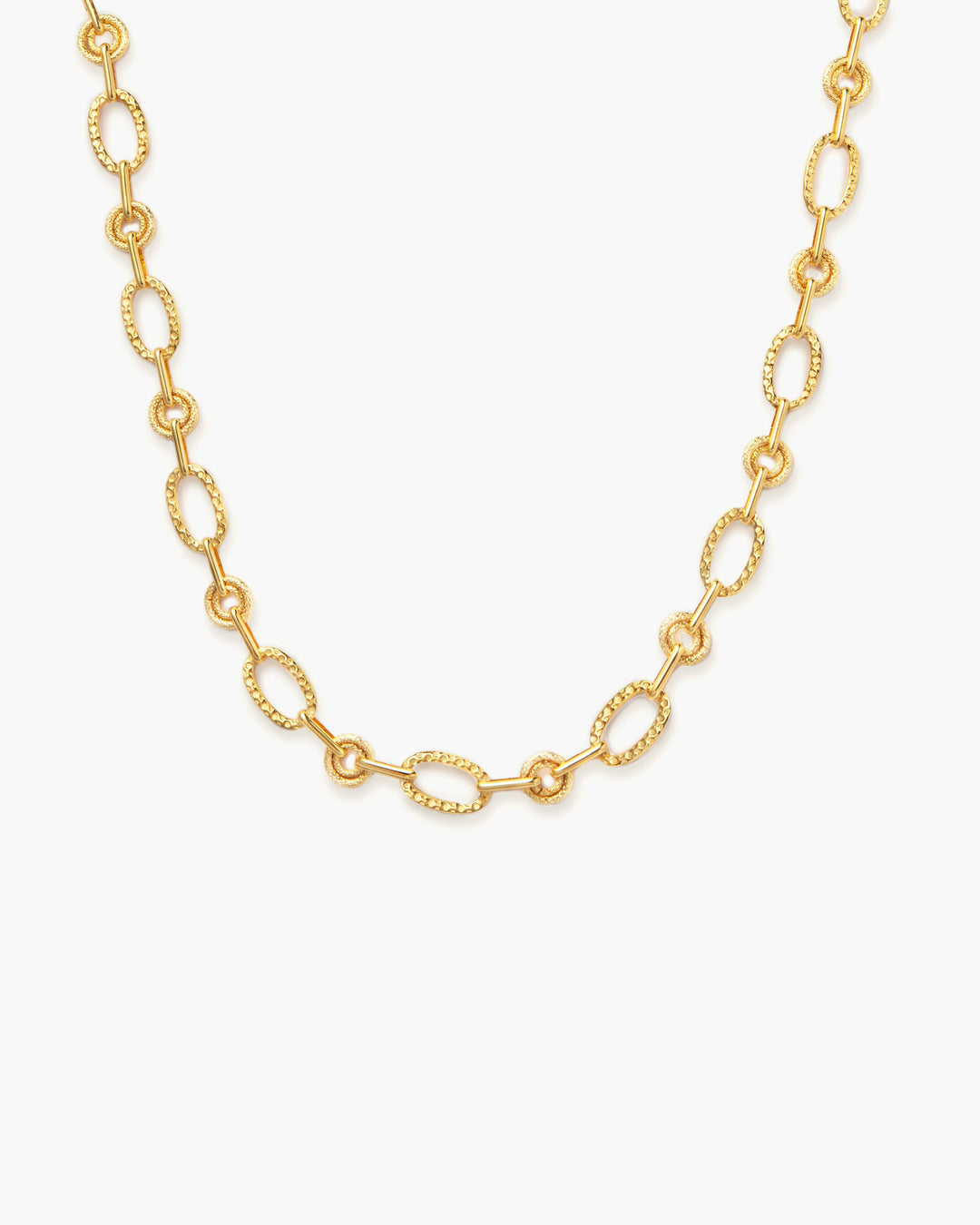 Textured Circle Link Necklace in Silver