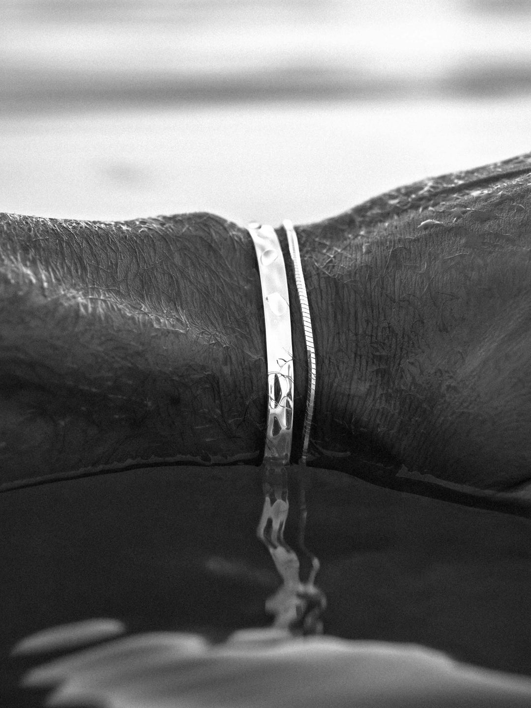 EXCLUSIVE UNISIZE CUFF IN SILVER