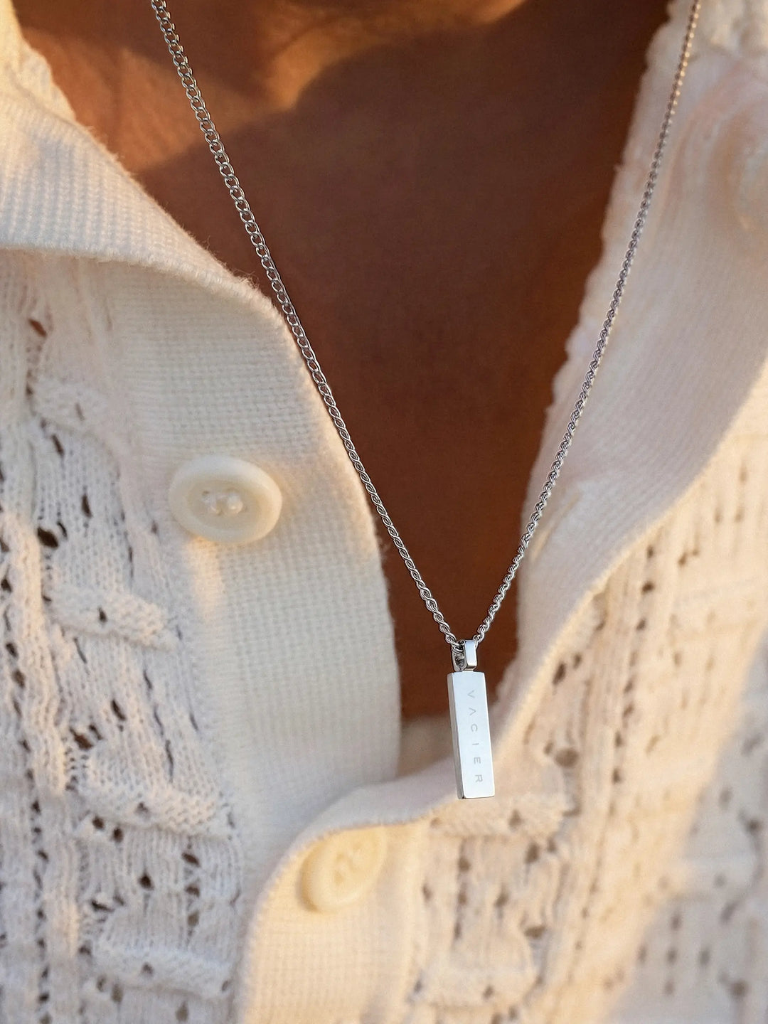 MINIMAL PENDANT NECKLACE