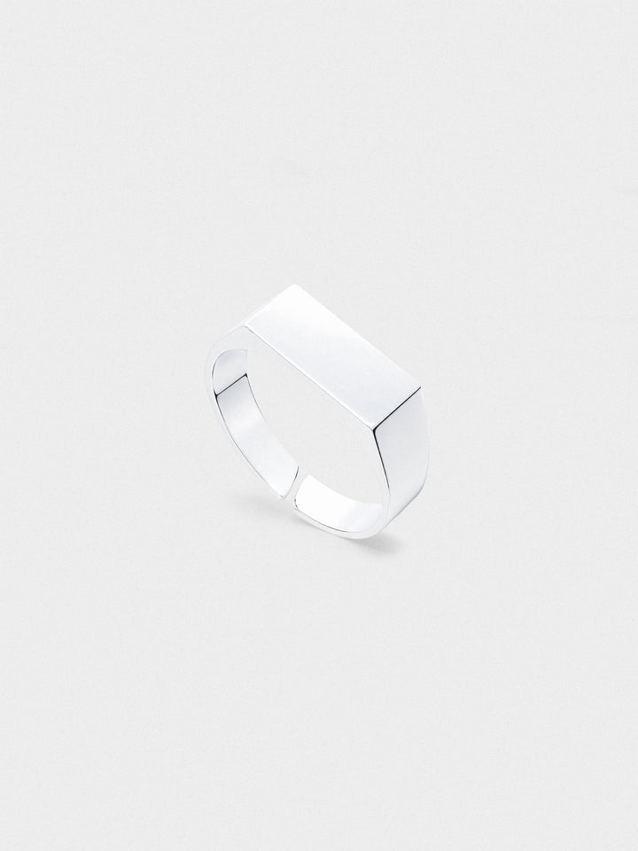 UNISIZE SIGNET RING IN SILVER