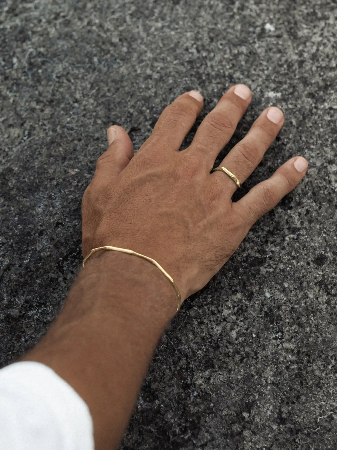 VEER SET IN GOLD VERMEIL