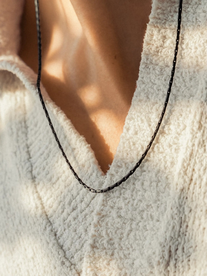 WIRE CHAIN NECKLACE